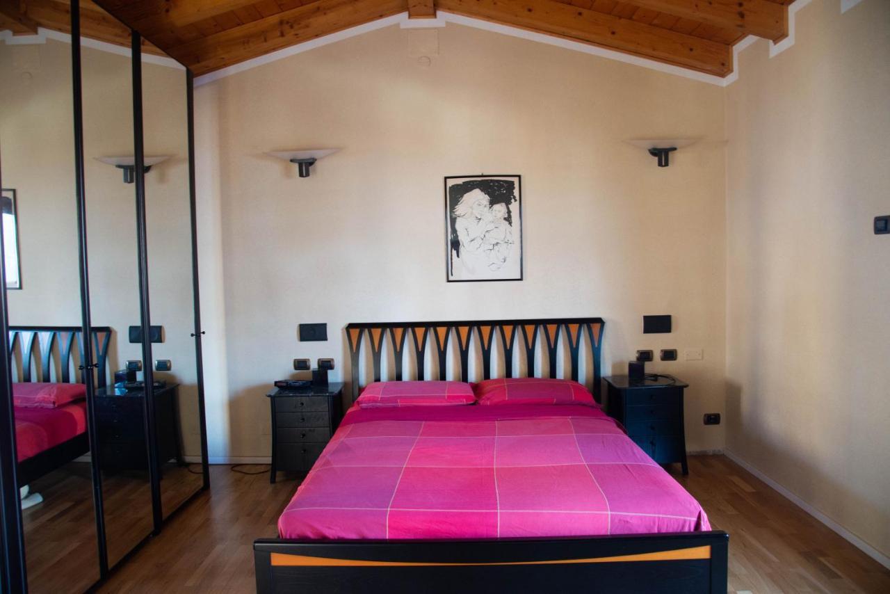 Guesthouse "Villa Tamas" Limone sul Garda Eksteriør billede