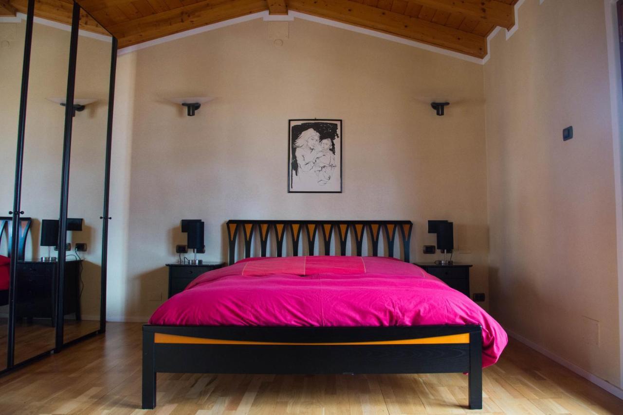 Guesthouse "Villa Tamas" Limone sul Garda Eksteriør billede