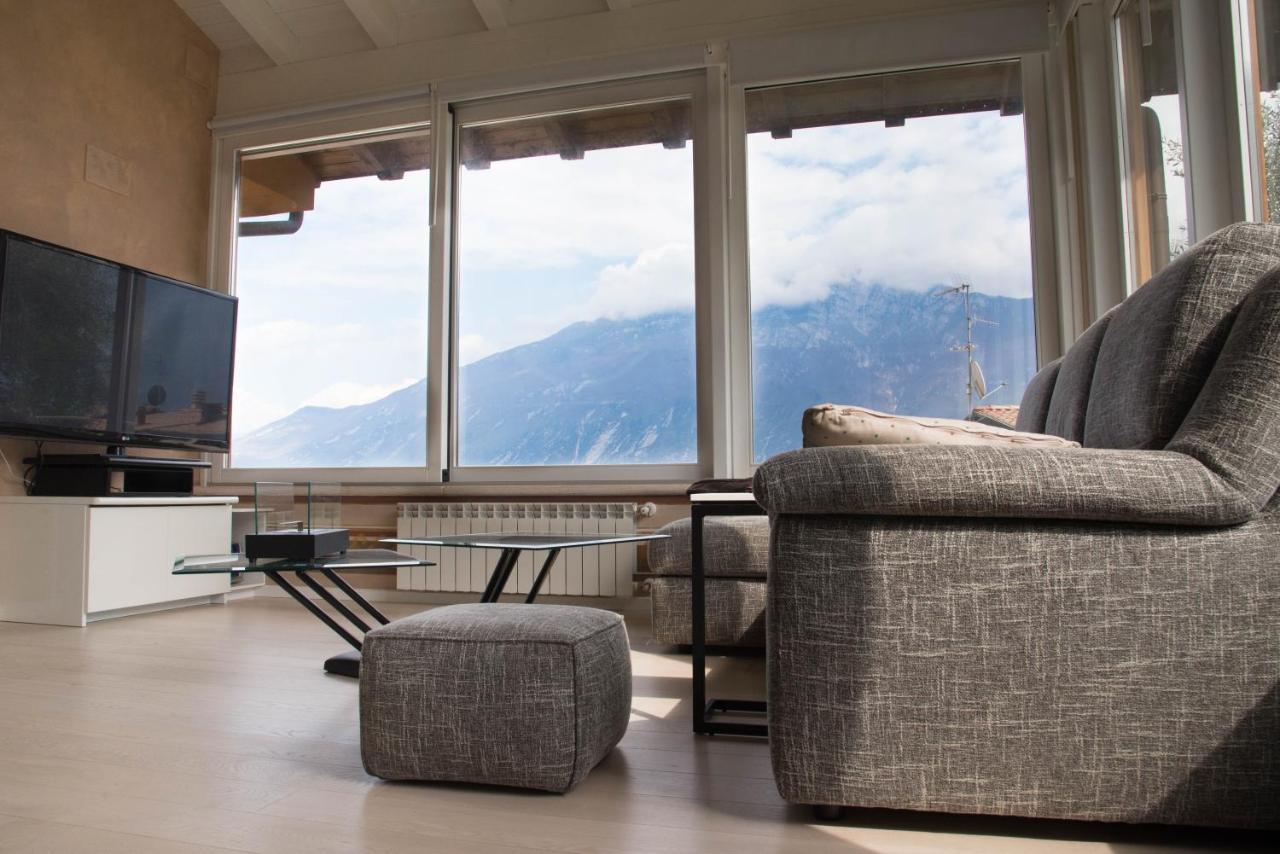 Guesthouse "Villa Tamas" Limone sul Garda Eksteriør billede